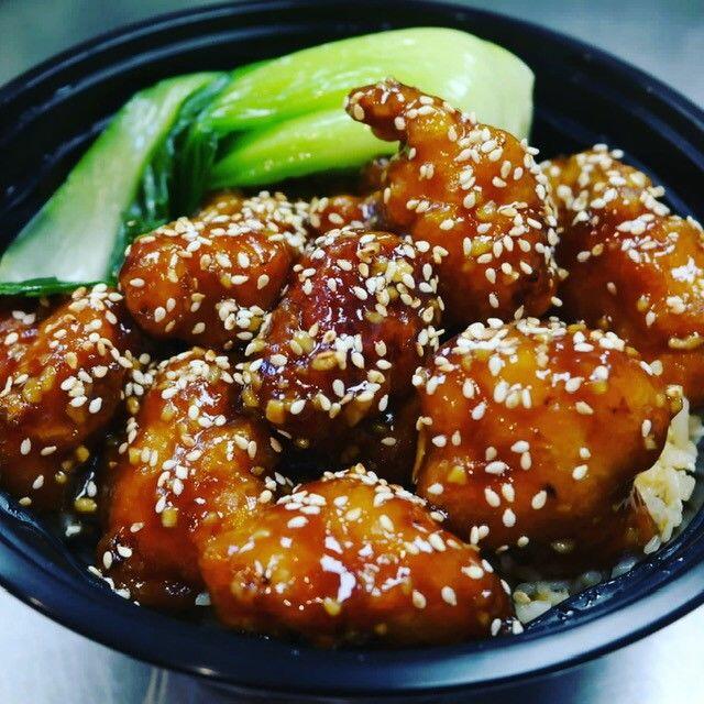 Sesame Chicken Rice Bowl/Steamed Rice/egg roll